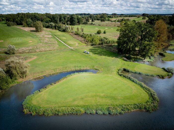 Golf de l'Ermitage 8 - ©Studio OG.jpg Studio OG