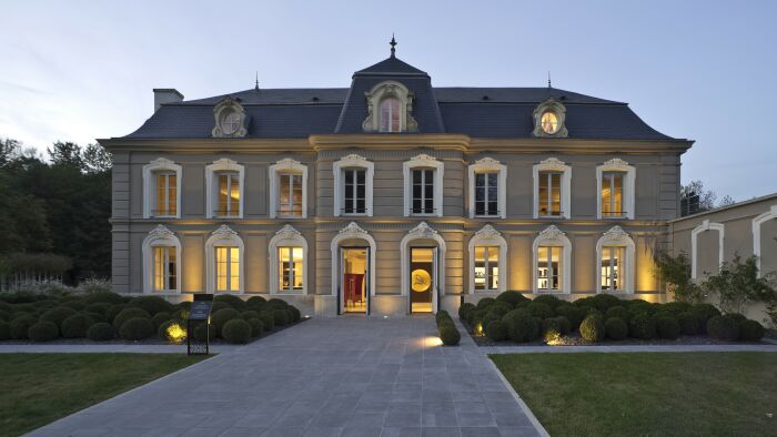 manoir facade christophevaltin.jpg