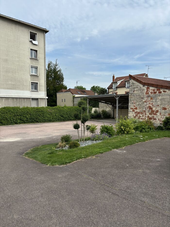 Parking HOTEL DE TROYES