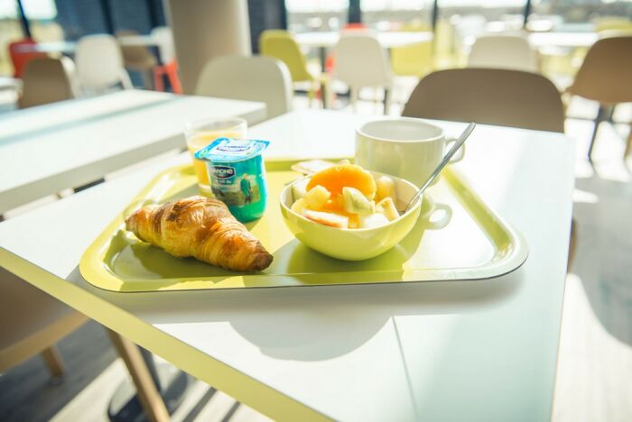 plateau pdj.jpg Ibis Budget Troyes Est plateau pdj.jpg Ibis Budget Troyes Est