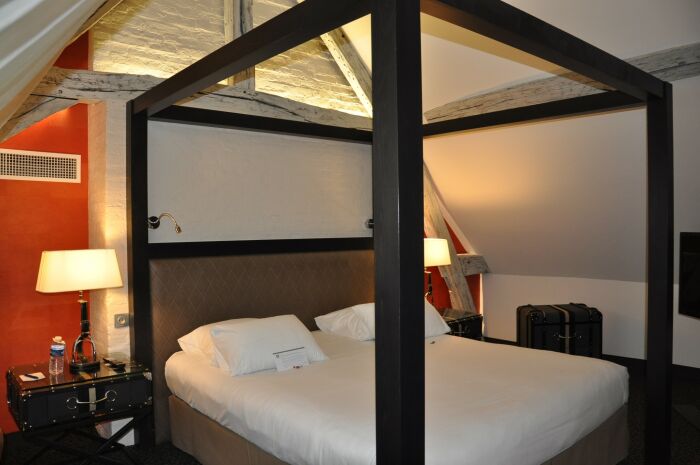 Suite.JPG © Best Western - Hôtel de la Poste & Spa Suite.JPG © Best Western - Hôtel de la Poste & Spa